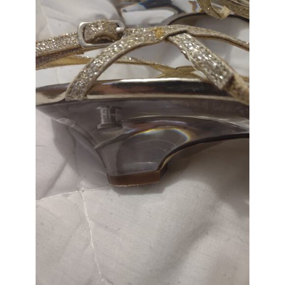 Vintage Y2K Sparkly Kitten Heel Slingback Shoes 8  Gold Metallic Futuristic - Picture 2 of 4